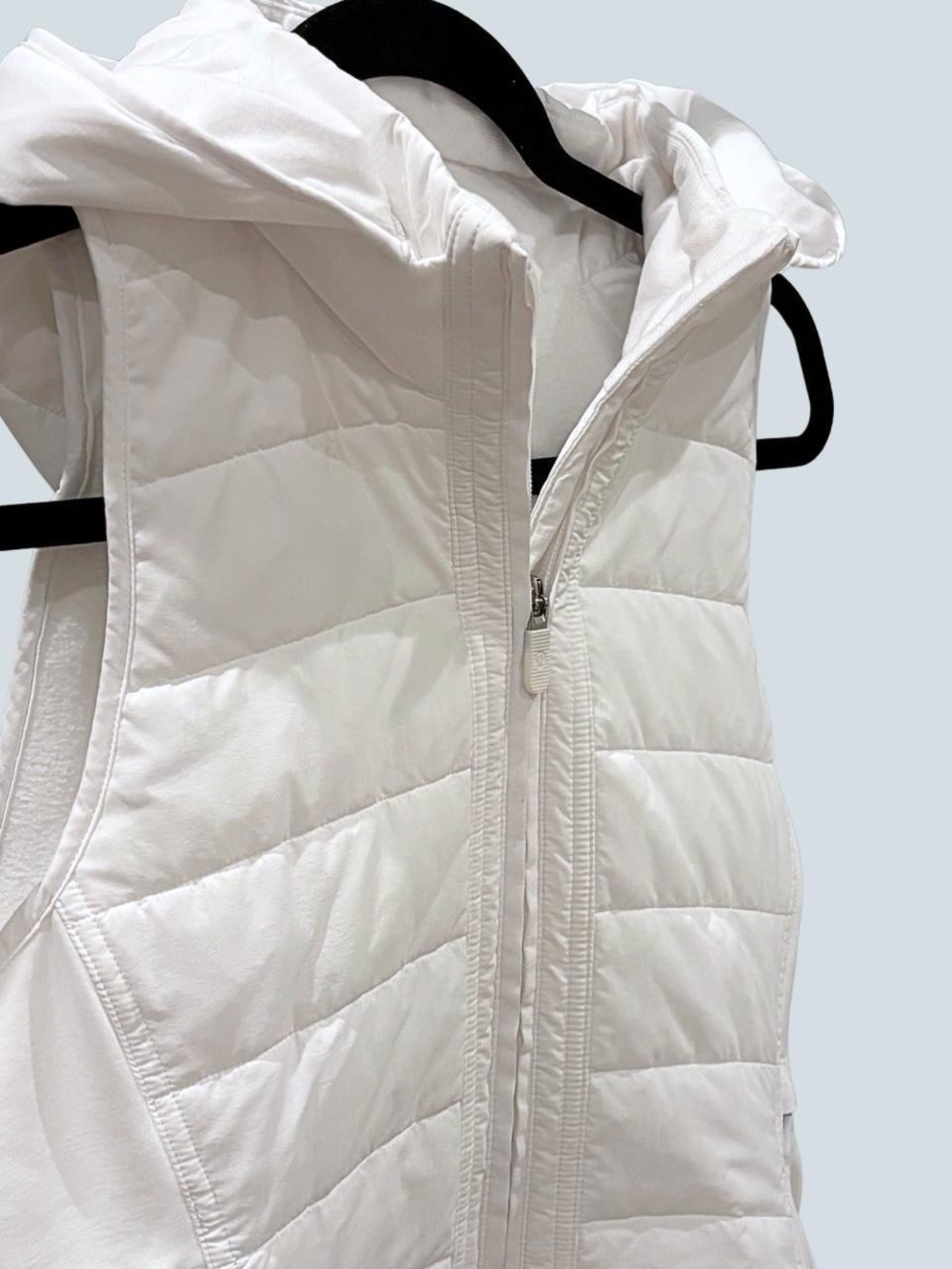 Lululemon White “Another Mile” Puffer Vest (Women’s 8) - Picture 2 of 8
